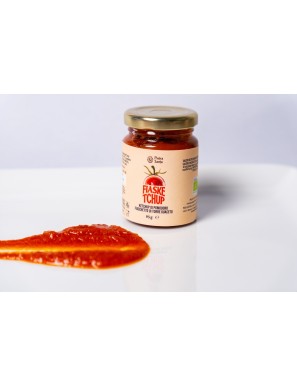 Fiasketchup of organic Fiaschetto tomatoes from Torre Guaceto